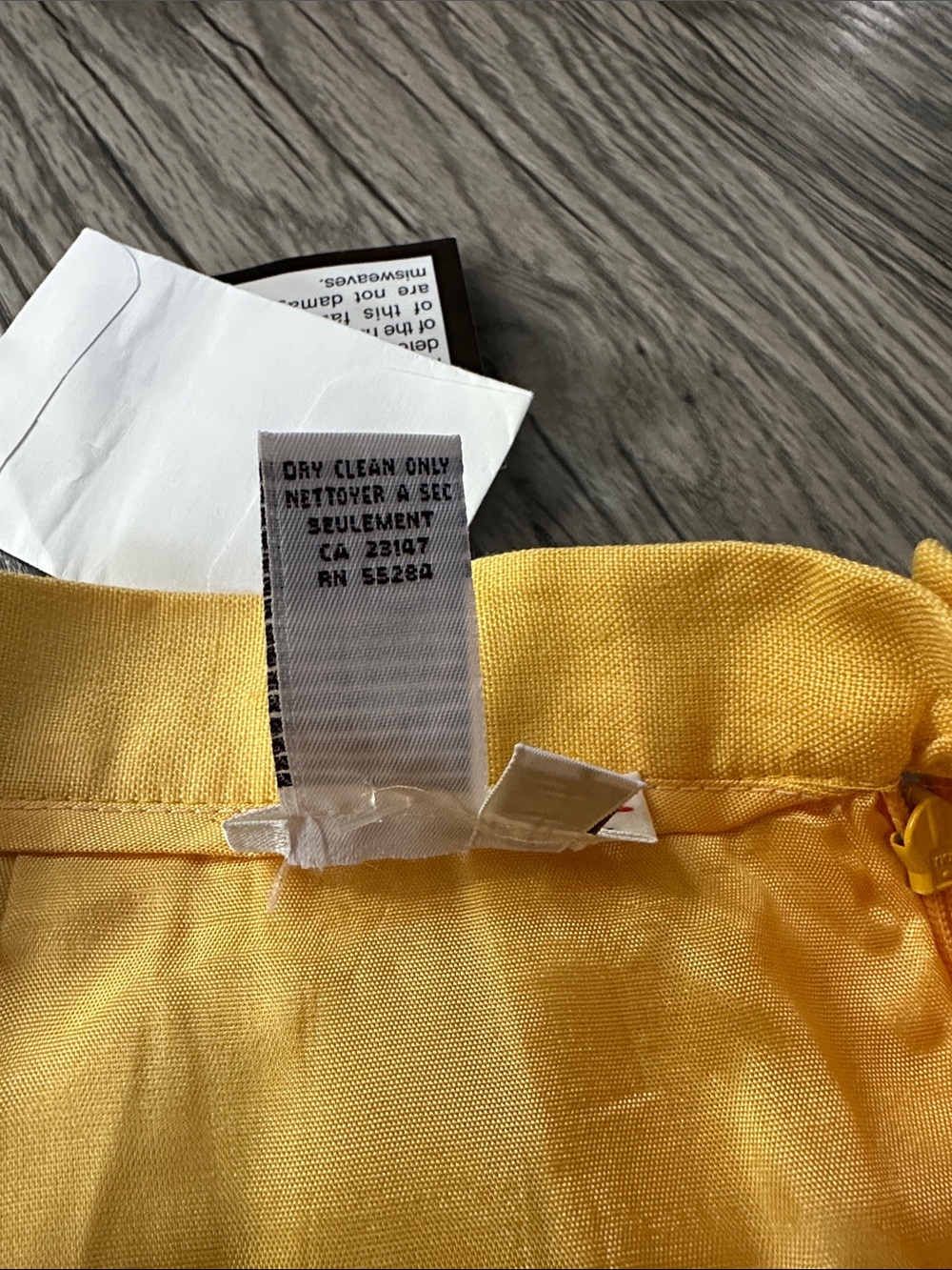 Talbots NWT vintage Yellow Pleated maxi Skirt - Women size 2‎ - Picture 6 of 12